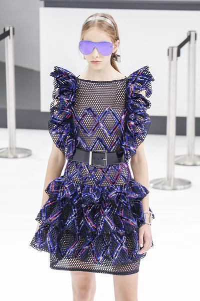 Chanel gösterisi olarak Paris moda haftası 