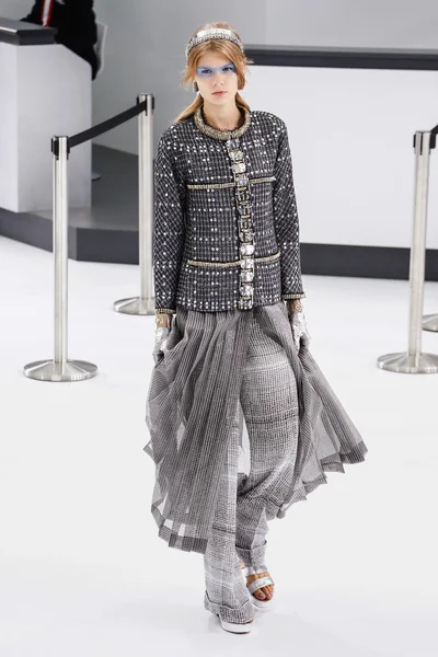 Chanel Térkép részeként, a párizsi Fashion Week — Stock Fotó