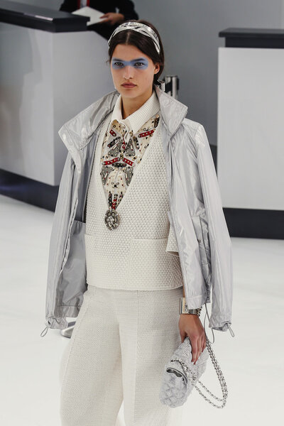 Шоу Шанель в рамках Недели моды в Париже
 