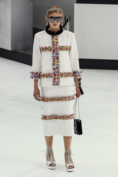 Шоу Шанель в рамках Недели моды в Париже
