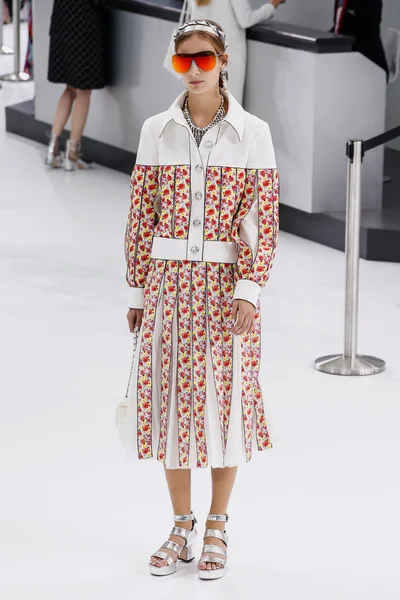 Défilé Chanel dans le cadre de la Fashion Week de Paris — Photo