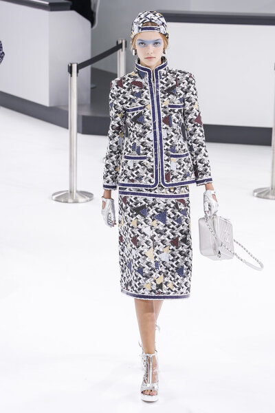 Шоу Шанель в рамках Недели моды в Париже
