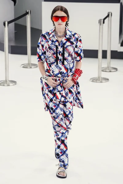 Chanel show som en del av Paris modevecka — Stockfoto