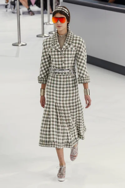 Chanel Pokaż jako część Paris Fashion Week — Zdjęcie stockowe