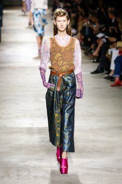 Dries Van Noten gösterisi 