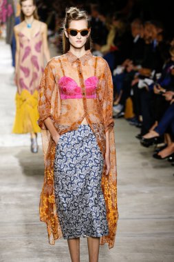 Dries Van Noten gösterisi 
