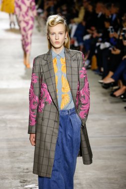 Dries Van Noten gösterisi 