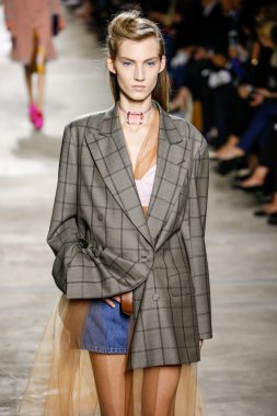 Dries Van Noten gösterisi 