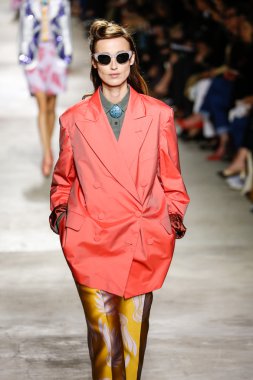 Dries Van Noten gösterisi 