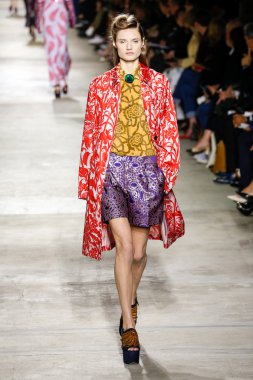 Dries Van Noten gösterisi 