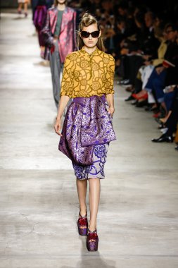 Dries Van Noten gösterisi 