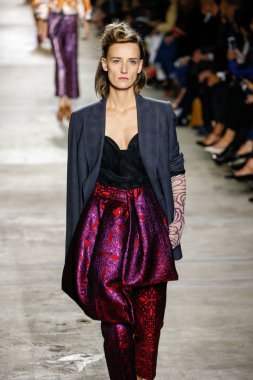 Dries Van Noten gösterisi 