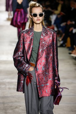 Dries Van Noten gösterisi 