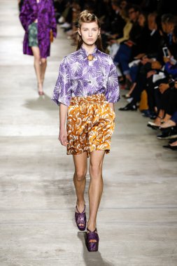 Dries Van Noten gösterisi 