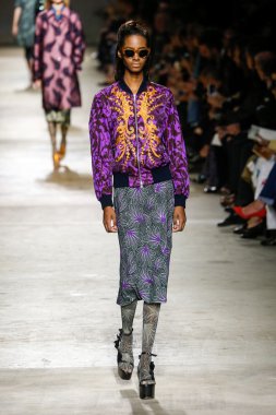 Dries Van Noten gösterisi 