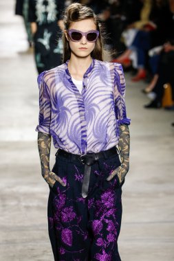 Dries Van Noten gösterisi 