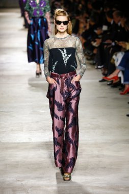 Dries Van Noten gösterisi 