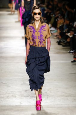 Dries Van Noten gösterisi 