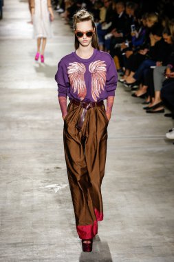 Dries Van Noten gösterisi 