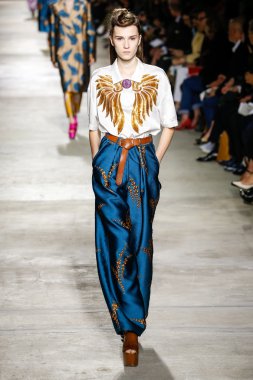 Dries Van Noten gösterisi 