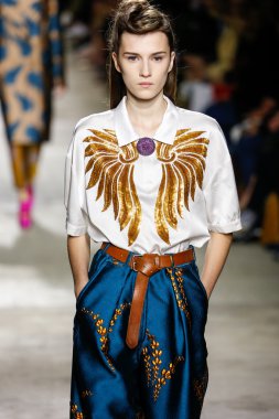 Dries Van Noten gösterisi 