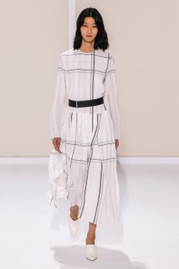 Paris Moda Haftası kapsamında Hermes gösterisi