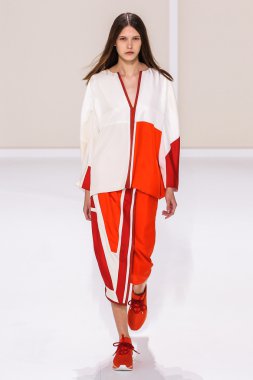 Paris Moda Haftası kapsamında Hermes gösterisi