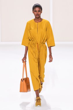 Paris Moda Haftası kapsamında Hermes gösterisi