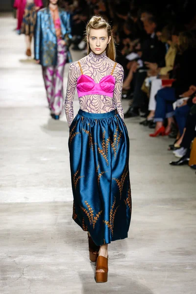 Dries Van Noten gösterisi 