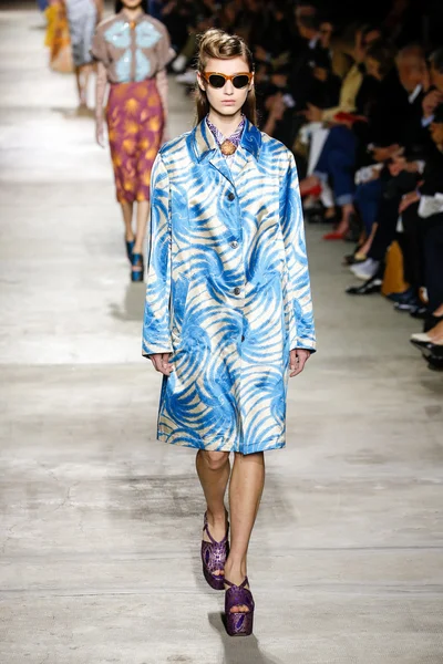 Dries Van Noten gösterisi 
