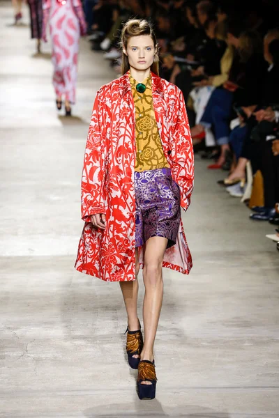 Dries Van Noten gösterisi 