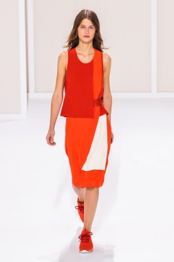 Paris Moda Haftası kapsamında Hermes gösterisi