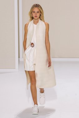 Paris Moda Haftası kapsamında Hermes gösterisi