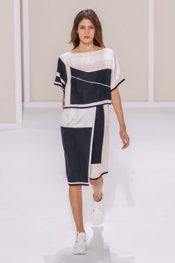 Paris Moda Haftası kapsamında Hermes gösterisi