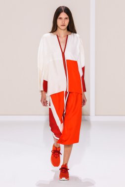 Paris Moda Haftası kapsamında Hermes gösterisi