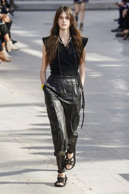 Isabel Marant gösteri 