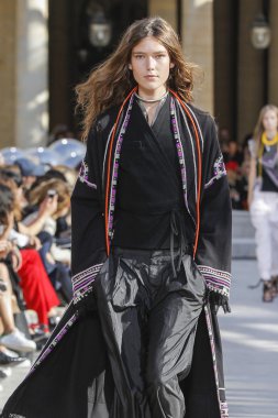 Isabel Marant gösteri 