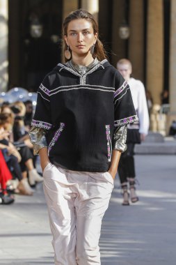 Isabel Marant gösteri 