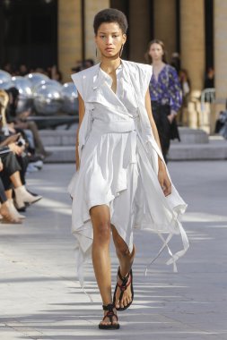 Isabel Marant gösteri 