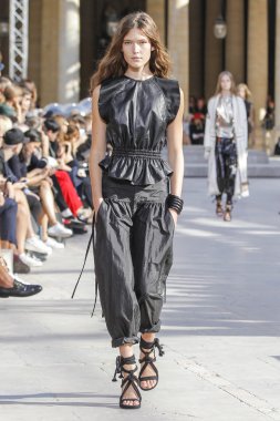 Isabel Marant gösteri 