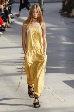 Isabel Marant gösteri 