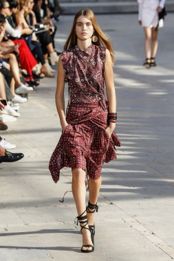 Isabel Marant gösteri 