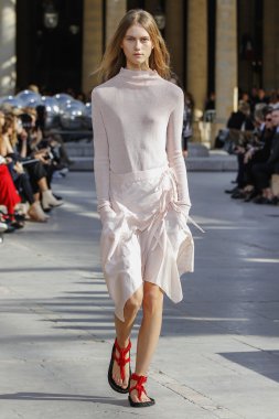 Isabel Marant gösteri 