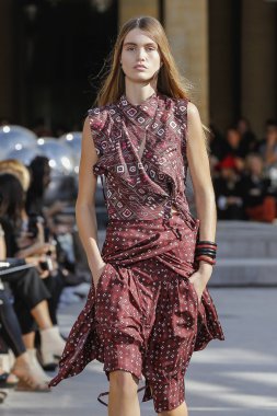 Isabel Marant gösteri 