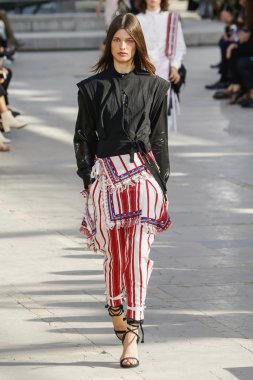 Isabel Marant gösteri 