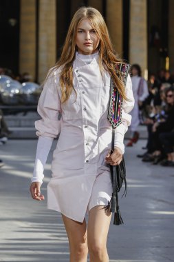 Isabel Marant gösteri 