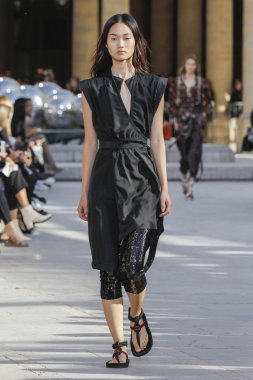 Isabel Marant gösteri 