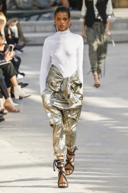 Isabel Marant gösteri 