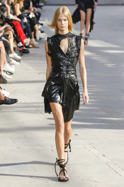 Isabel Marant gösteri 