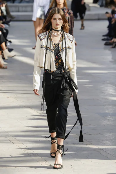 Isabel Marant gösteri 